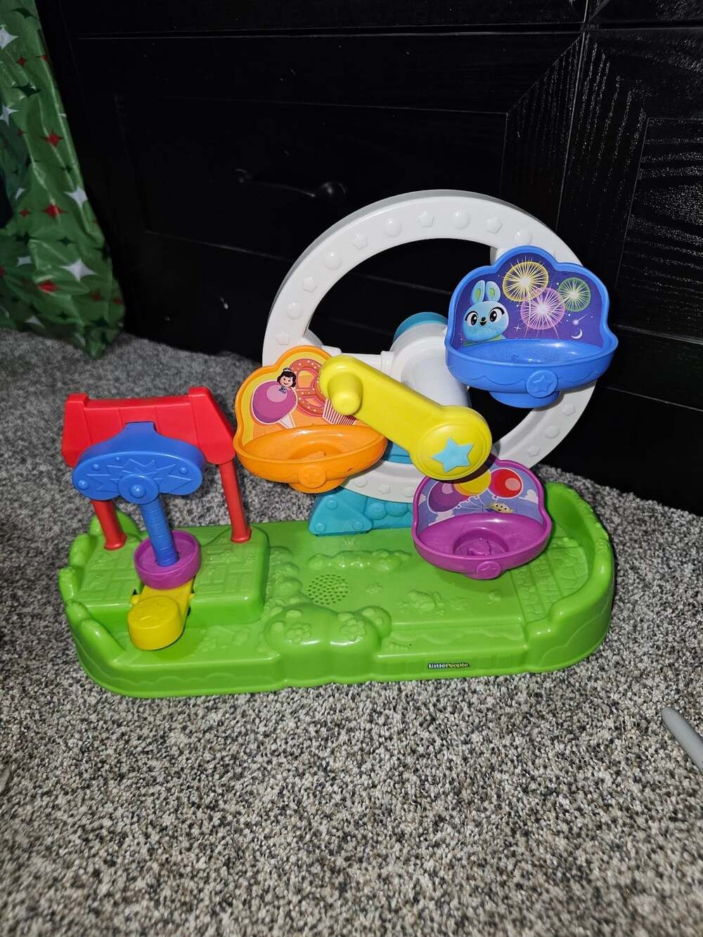 Fisher-Price Little People Toy Story 4 Musical Ferris Wheel Playset